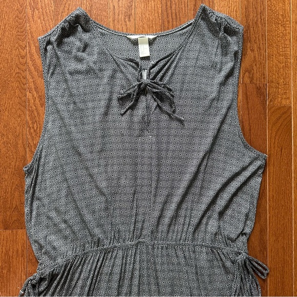 H&M women’s summer dress size extra large XL sleeveless white black geometric - Picture 3 of 13